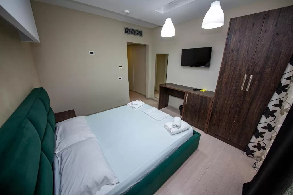 Miki 11 - STD DBL 7.jpg